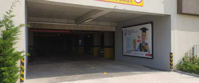 3. İstanbul Hasbahçe Evleri Başakşehir İstanbul Billboard - B007