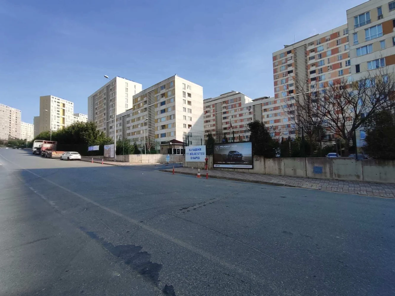 17. Bölge Alt Ada Başakşehir İstanbul Billboard - B015