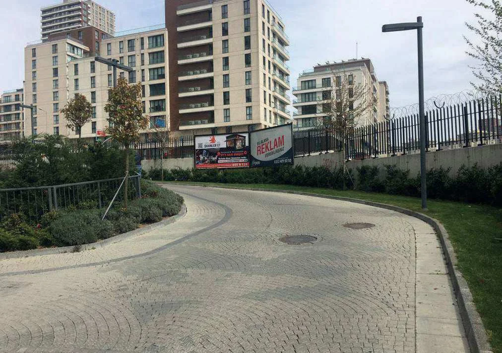 Nidapark Yakut Başakşehir İstanbul Billboard - B034
