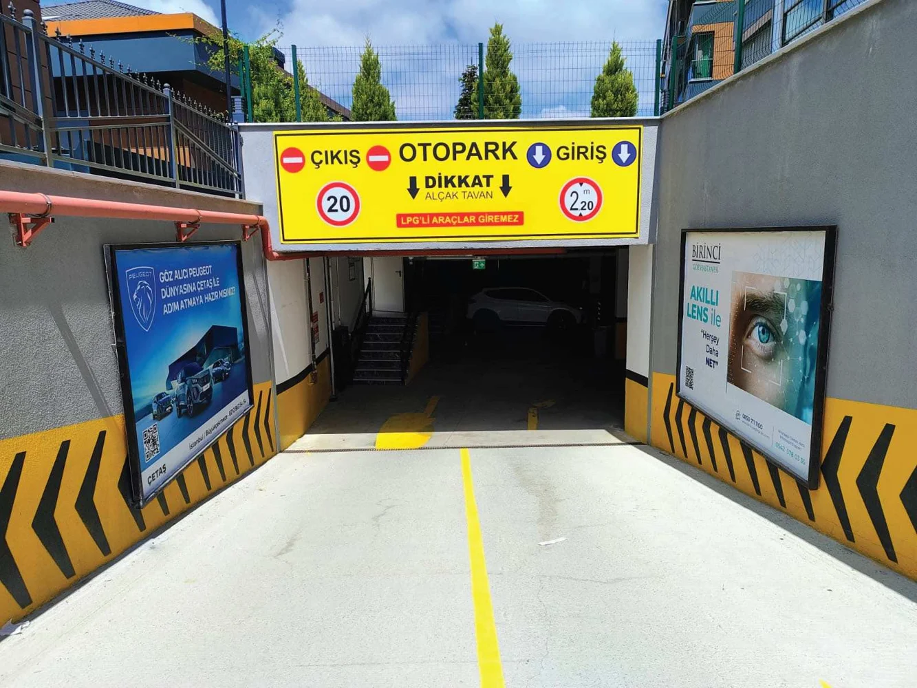 İnci Villaları Başakşehir İstanbul Billboard - B054
