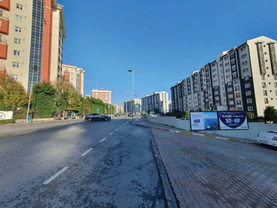 Kalamış Sitesi Başakşehir İstanbul Billboard - B075
