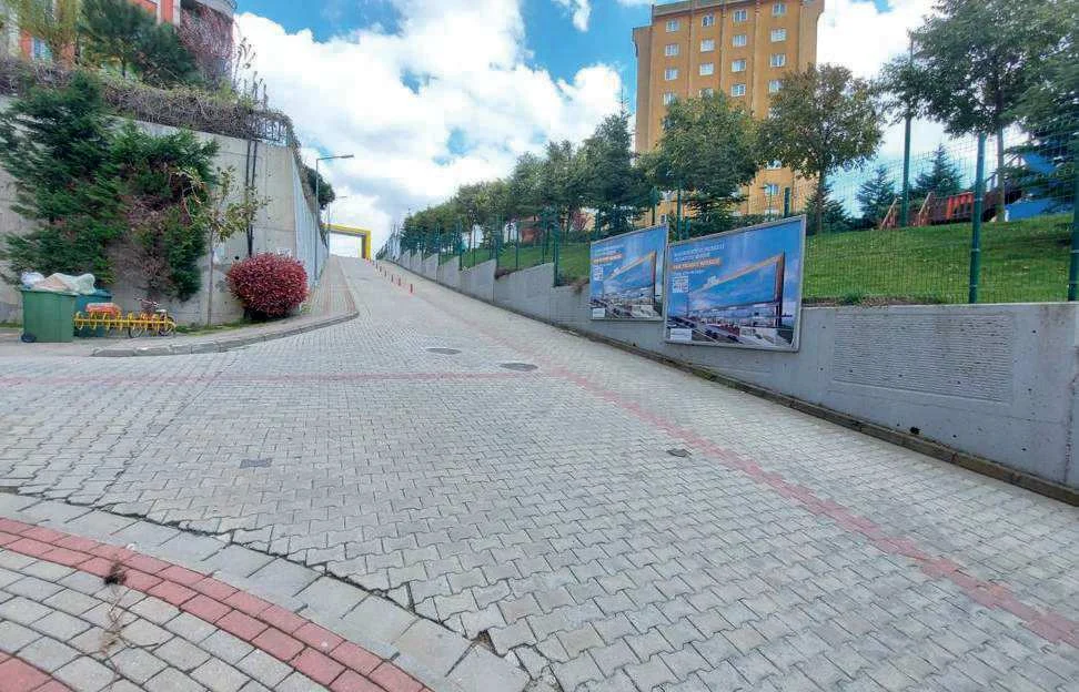 Tarabya Sitesi Başakşehir İstanbul Billboard - B079