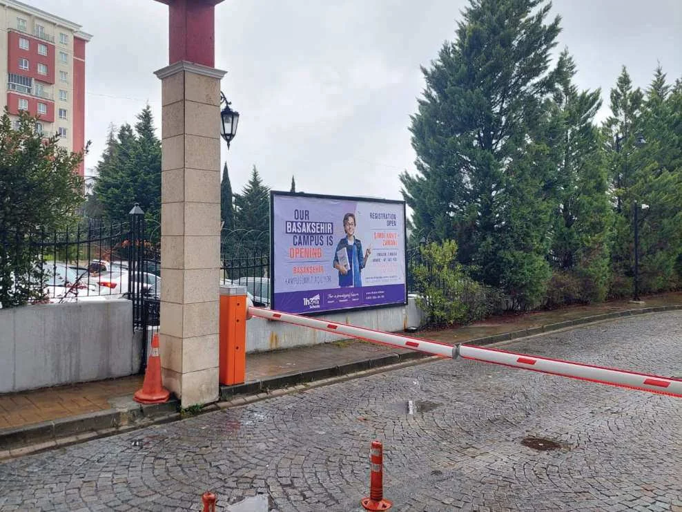 Misstanbul 1 Ada Başakşehir İstanbul Billboard - B094
