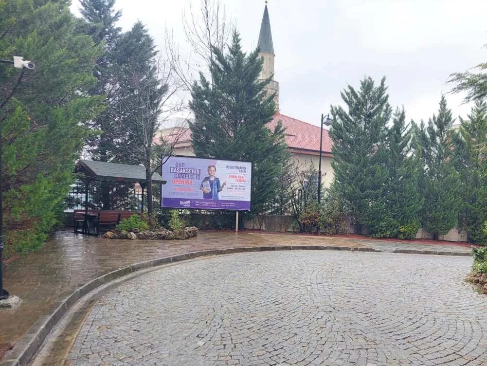 Misstanbul 1 Ada Başakşehir İstanbul Billboard - B095