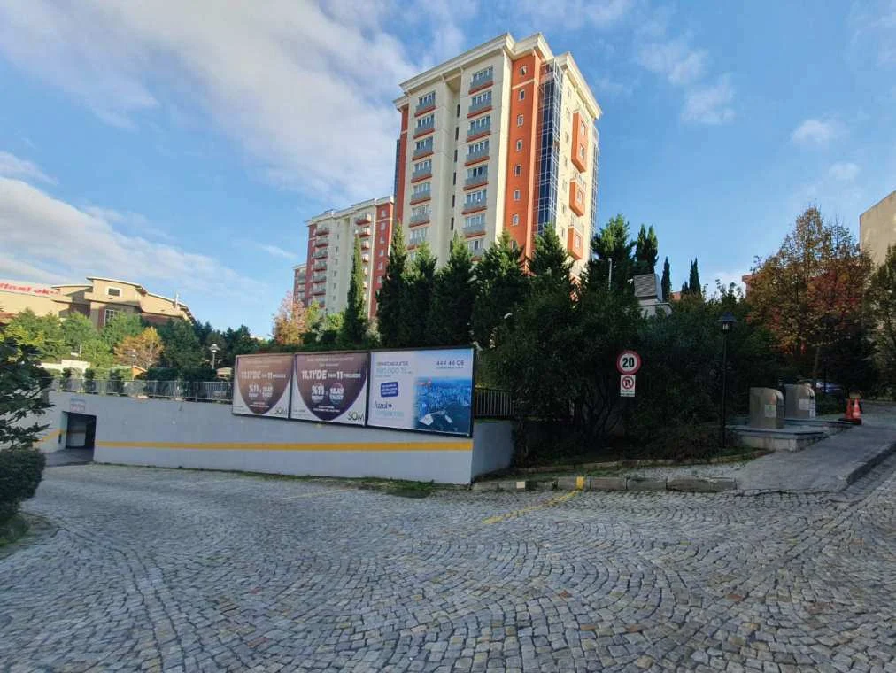 Misstanbul 2 Ada Başakşehir İstanbul Billboard - B097