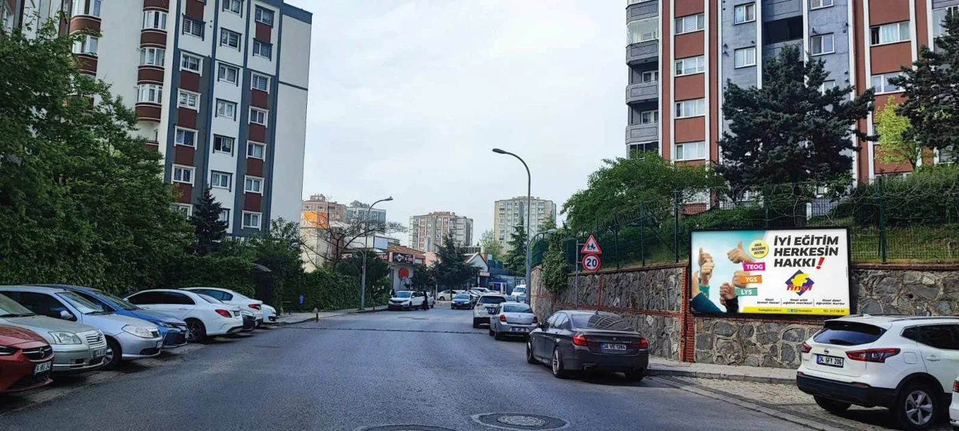 4. Etap 3. Kısım Ihlamur Park Evleri Başakşehir İstanbul Billboard - B116