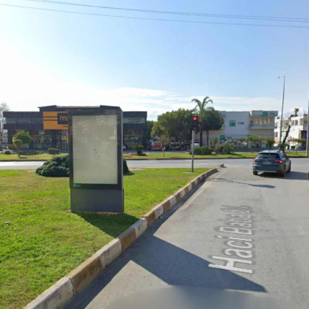 Nebaat Şifa İmam Hatip Lisesi Önü (haftalık) Alanya Antalya Raket CLP