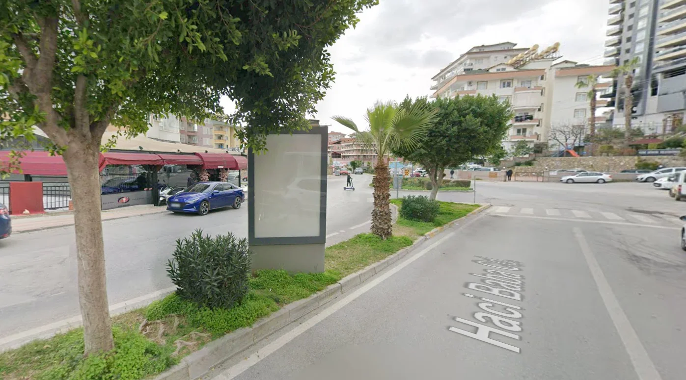 Cıkcıllı Mahallesi Murat Dondurma Karşısı Alanya Antalya Raket CLP