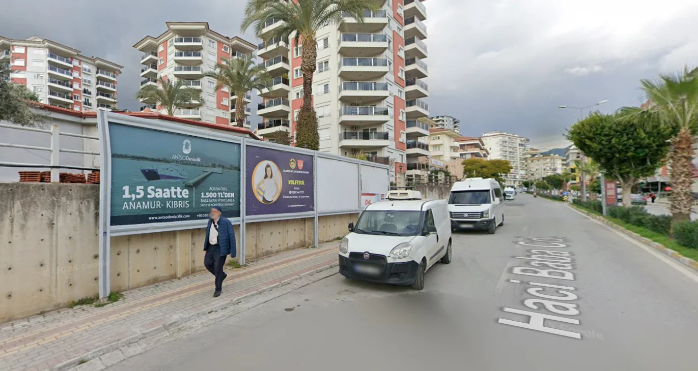 Cıkcıllı Park Residance Önü Alanya Antalya Billboard - 1