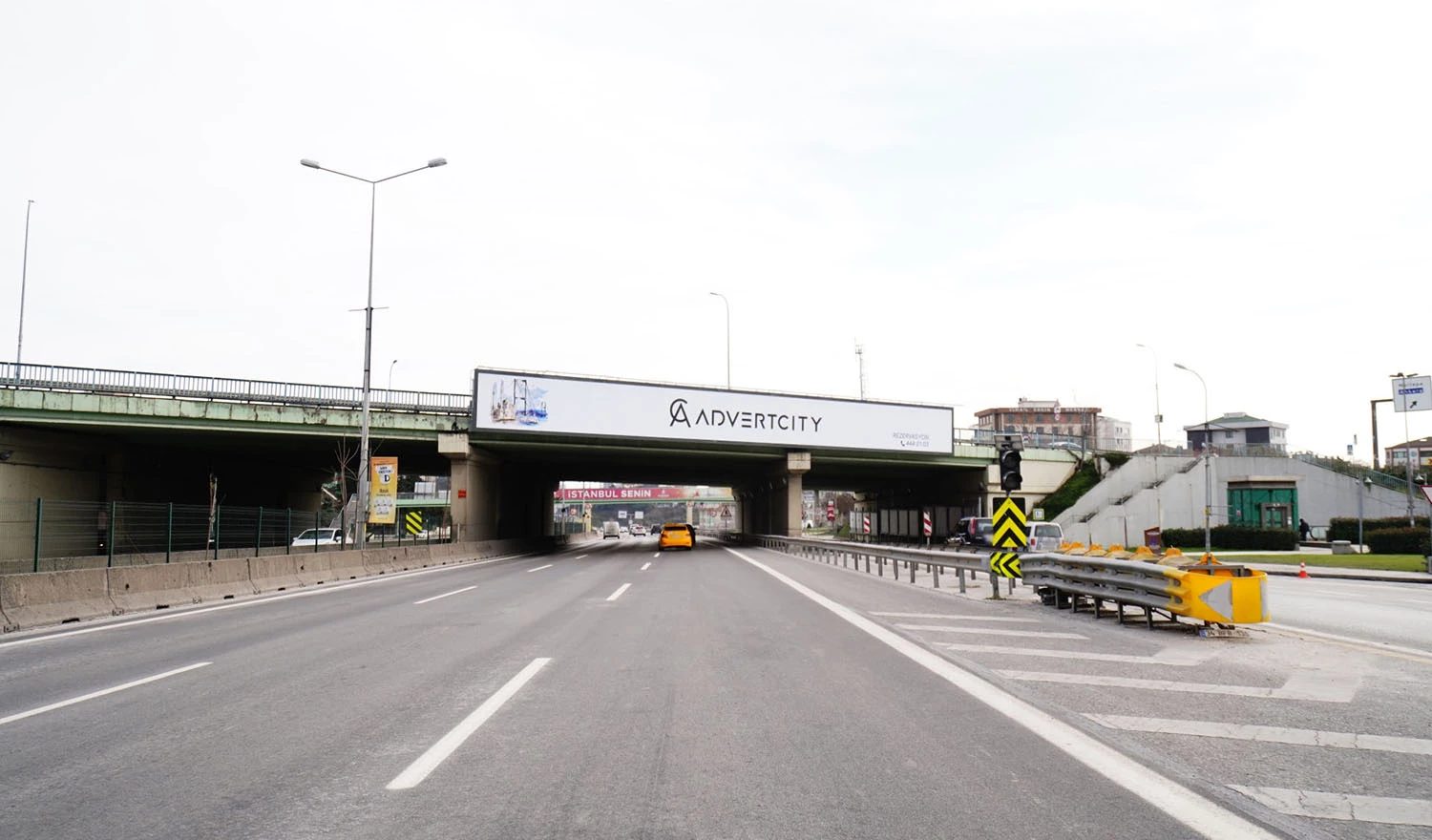 Bostancı Köprüsü Araç Kadıköy İstanbul Üst Geçit - 1