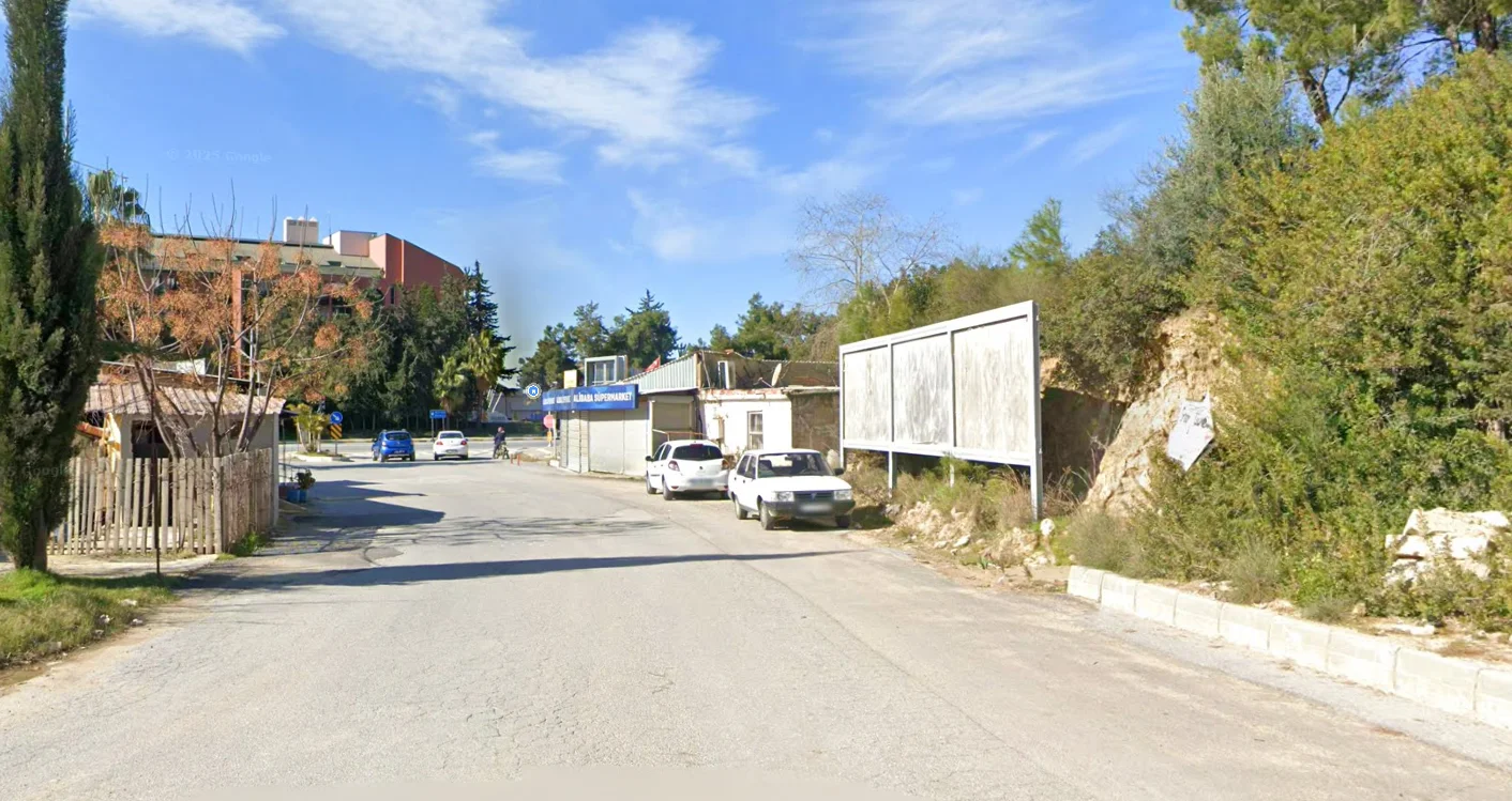 Ali Baba Market Yanı Alanya Antalya Billboard - 3
