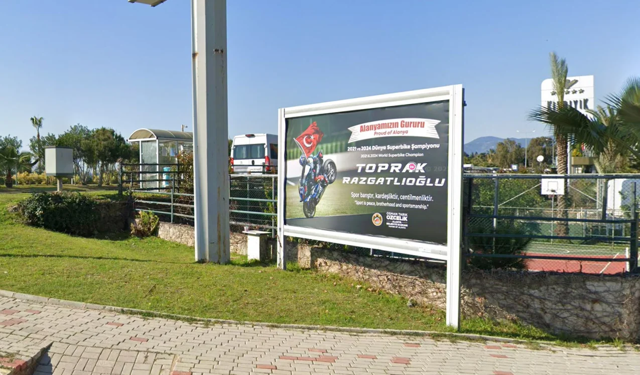 Kırbıyık Otel Yanı Alanya Antalya Billboard