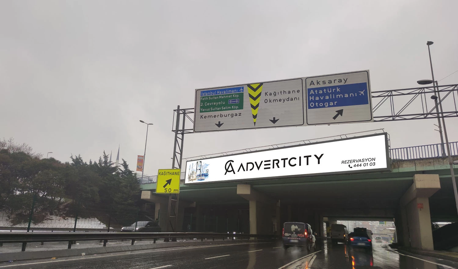 Okmeydanı E-5 Araç Kağıthane İstanbul Üst Geçit - 1
