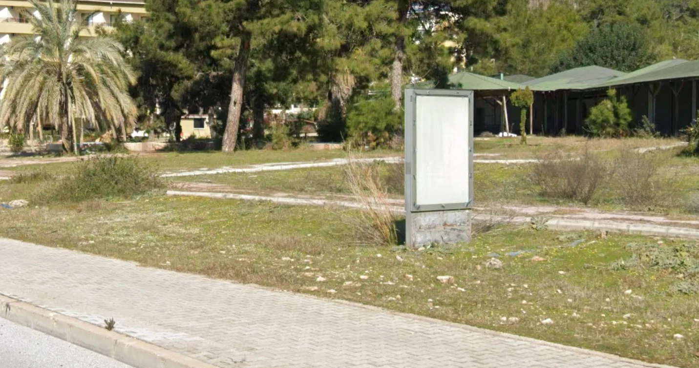 İncekum Mahallesi Pegasus Otel Karşısı Kaldırım 2 Alanya Antalya Raket CLP