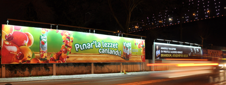 Barş Bulvarı Fatih Lisesi Duvarı Giantboard