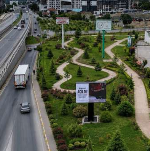 D100 İstanbul Yönü LED TOTEM