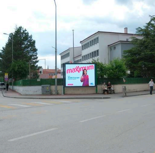 50. Yıl İlköğretim Okulu Köşesi LED